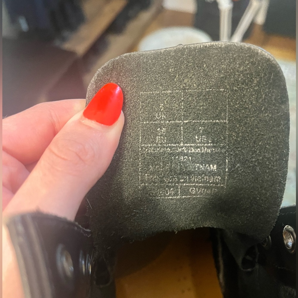 Dr Martens 1460 boots - Picture 5 of 5